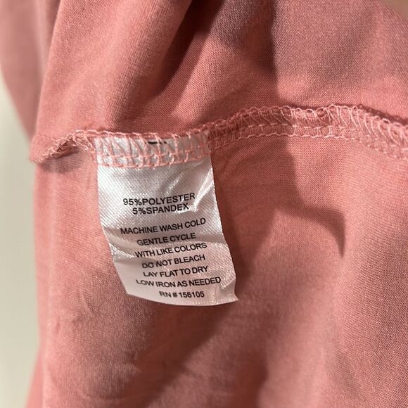 Sexy Pink Plus Size Sleeveless Dress. Size 1X. - Picture 5 of 5